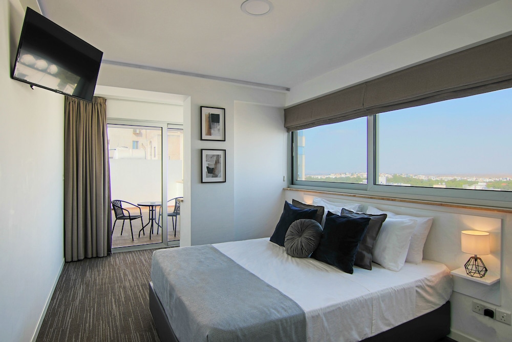 Luxury Studio Suite