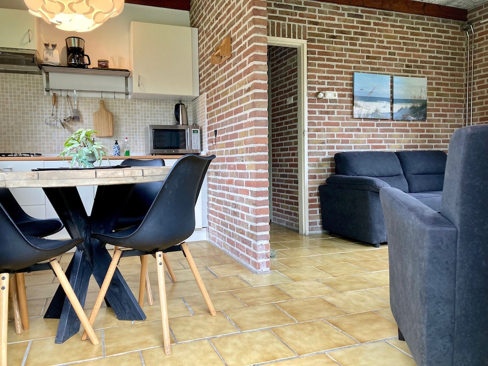 House, 2 Bedrooms, Terrace