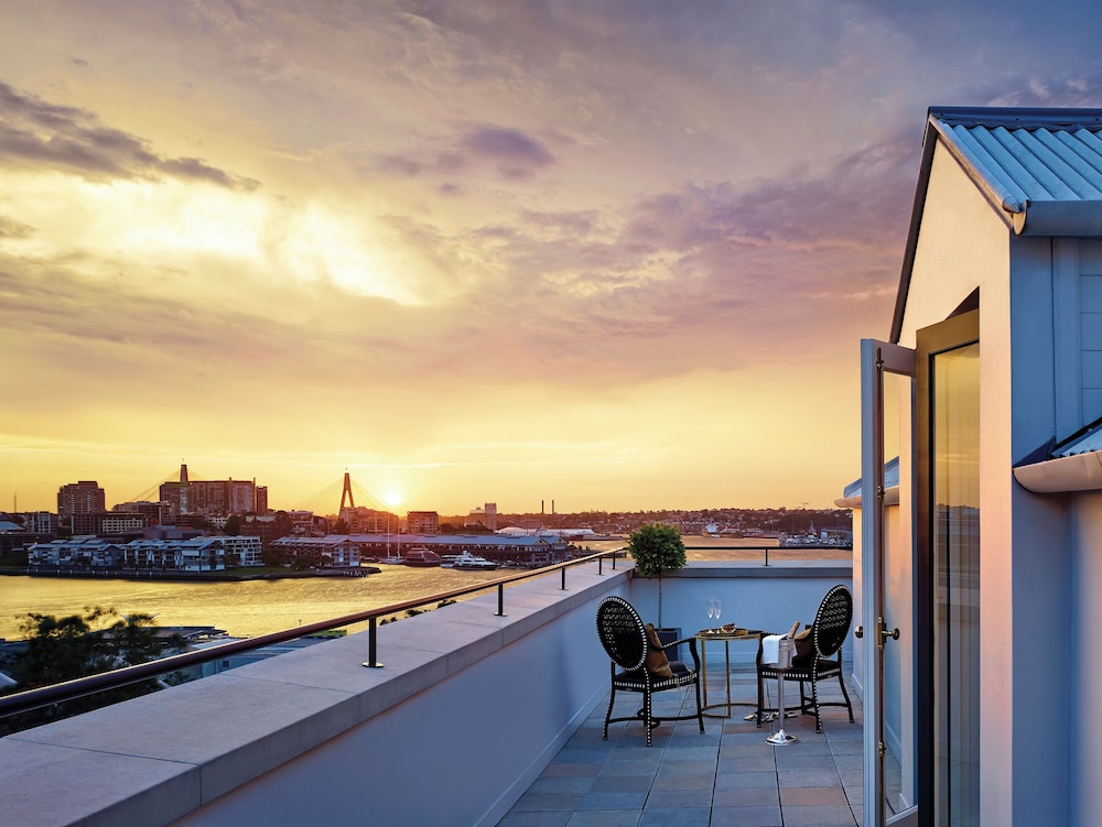 Junior Suite Harbour Terrace