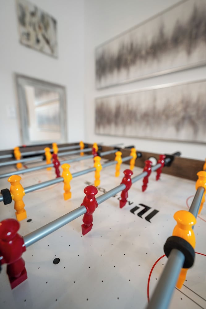 Luxurious Apartments - Pool Gym Bikes, Photo 7