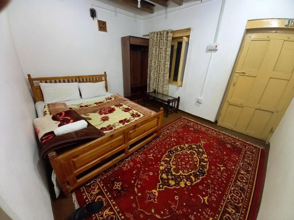 Standard Double Room - Photo 1