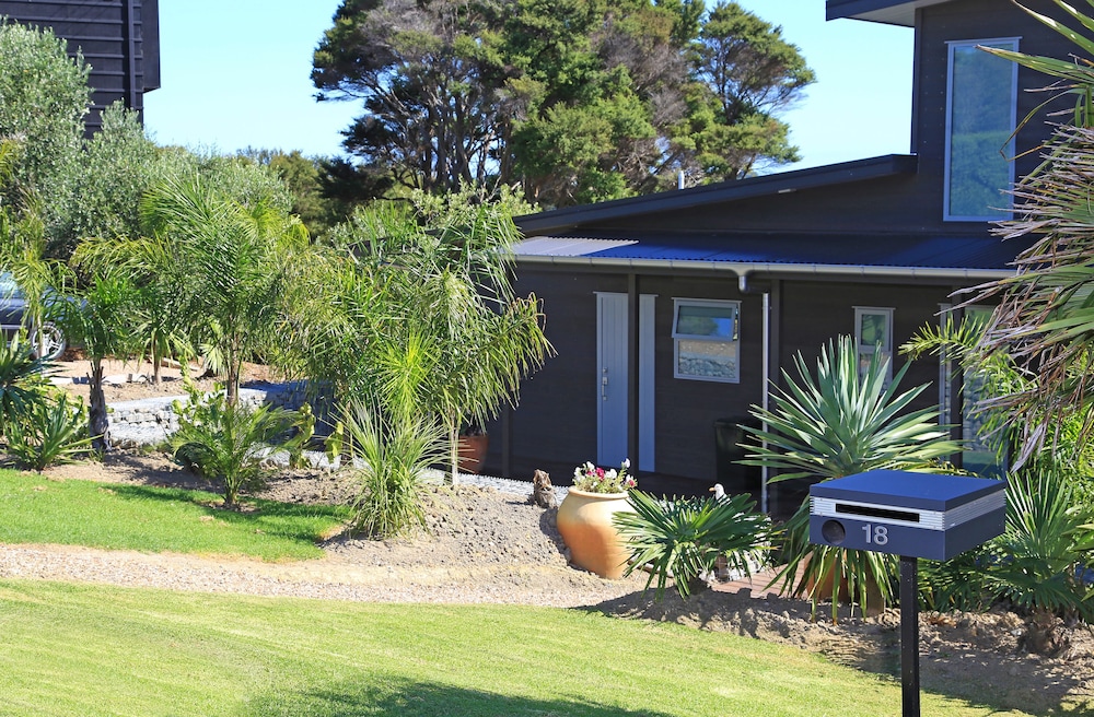 Deluxe Suite, 1 Bedroom, Sea View photo 2