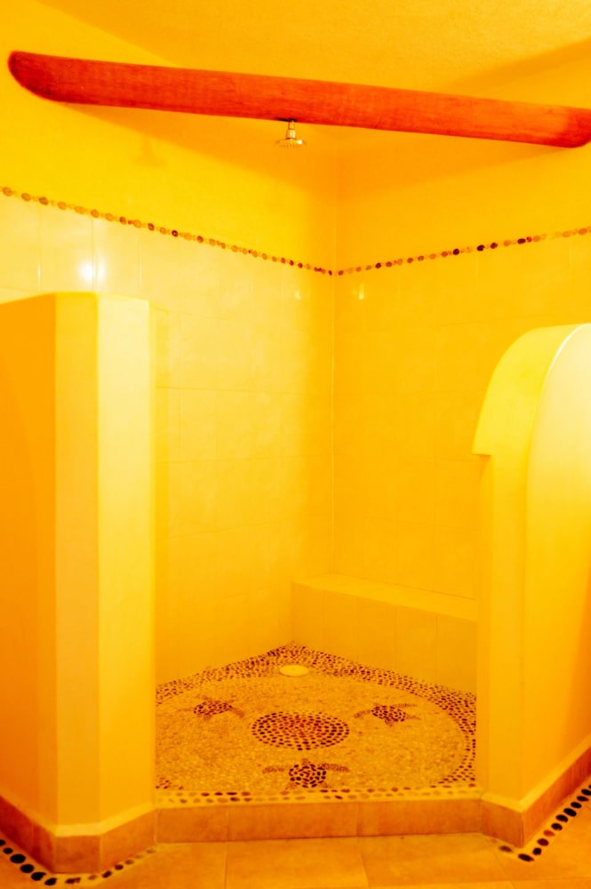 Deluxe Studio, 1 Bedroom, Hot Tub, Ocean View photo 2