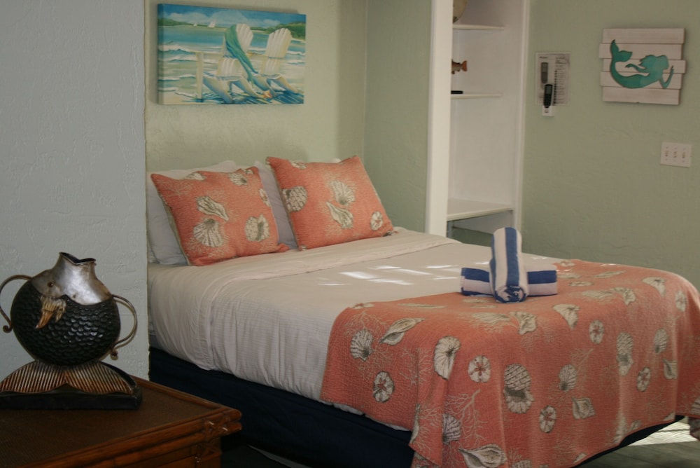 Studio Cottage #1811