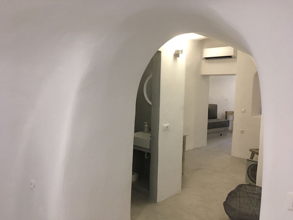 Grand Suite (Volcano View) - Photo 1