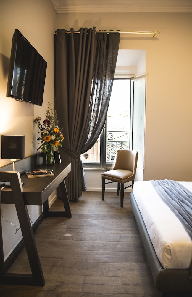 Family Quadruple Room, Connecting Rooms, City View photo 3