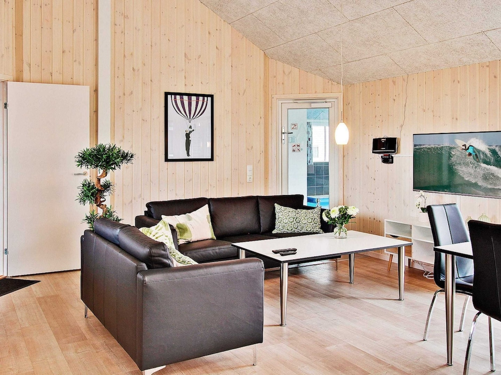 House photo 2