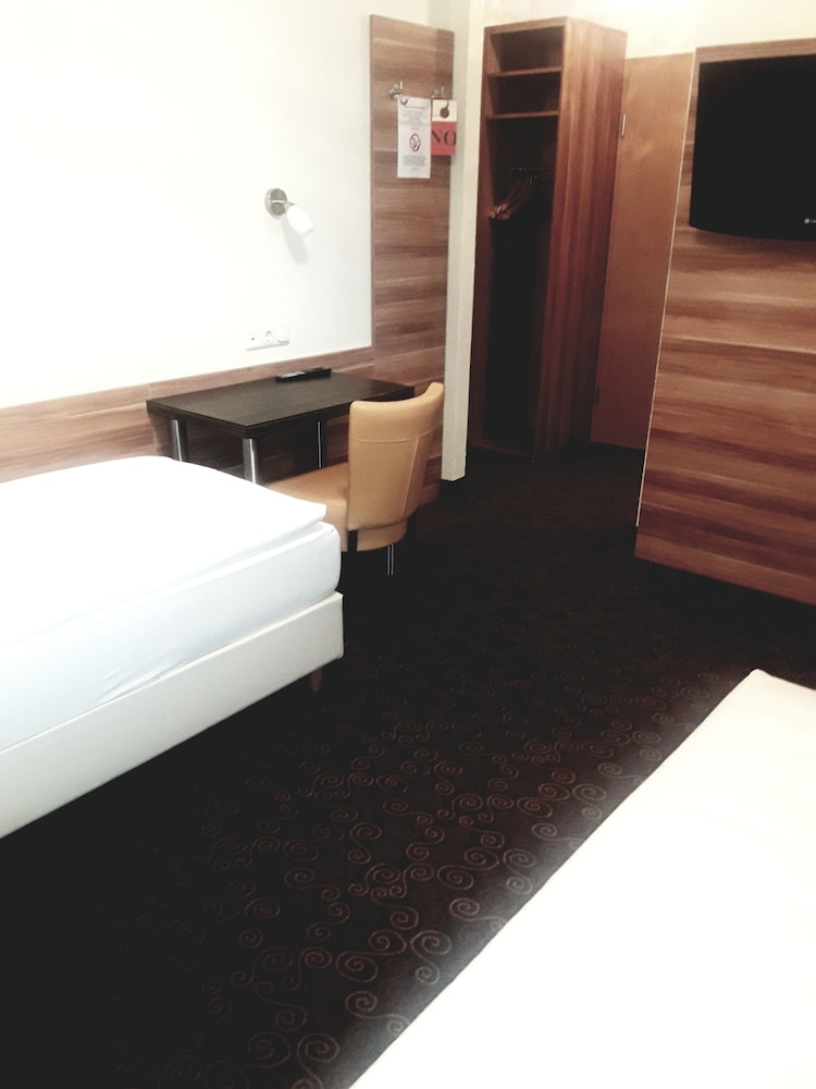 Comfort Single Room