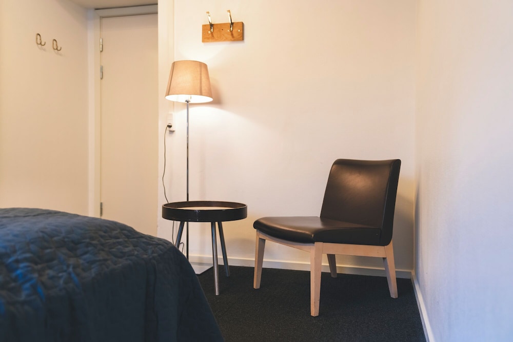 Economy Double or Twin Room, Shared Bathroom (Linen Included)