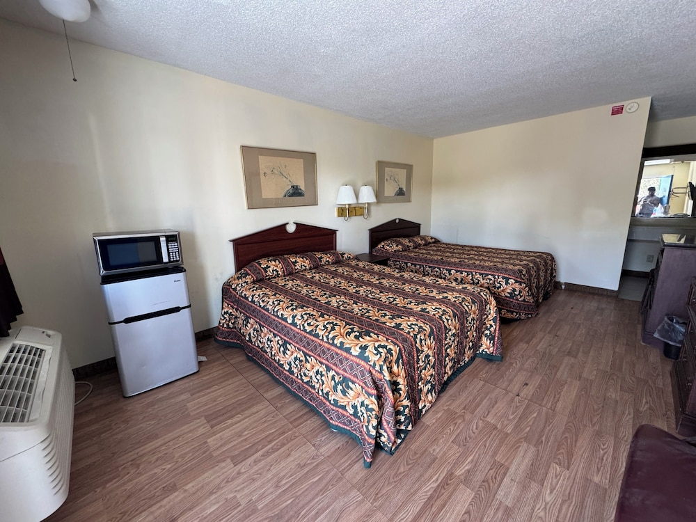 Room, Non Smoking (2 Full Beds) photo 1