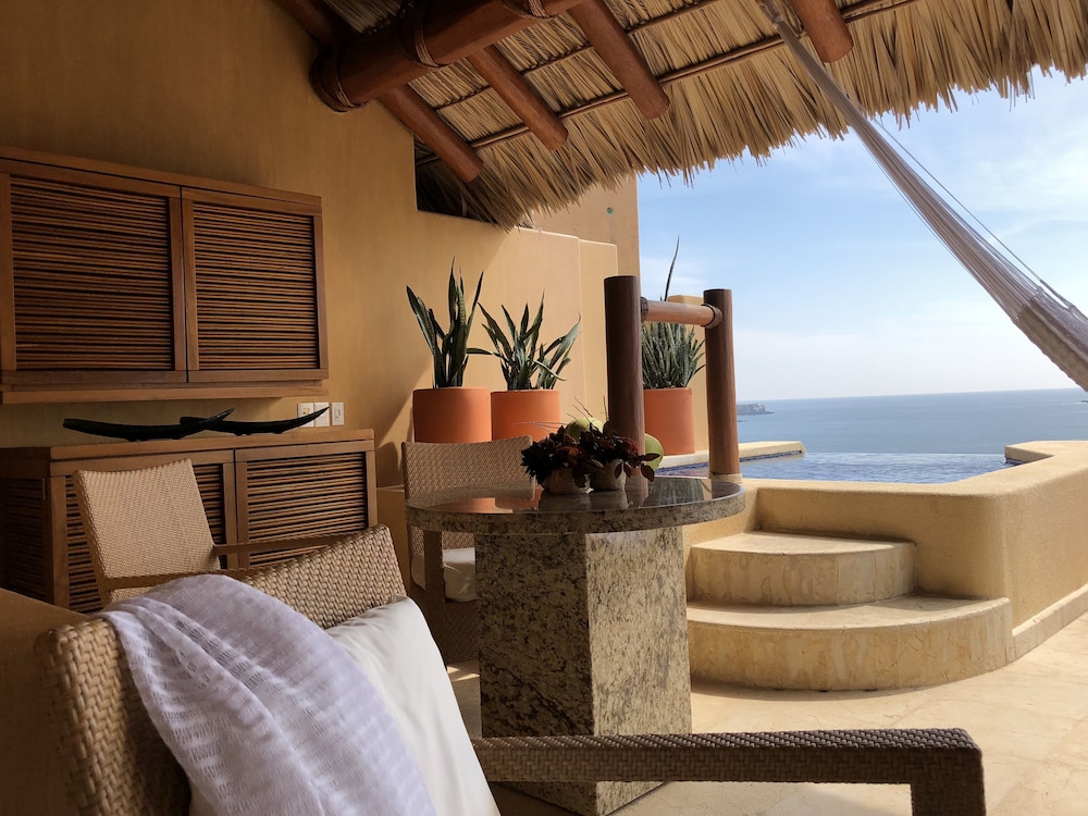 Cala de Mar Penthouse Master Suite - Photo 4