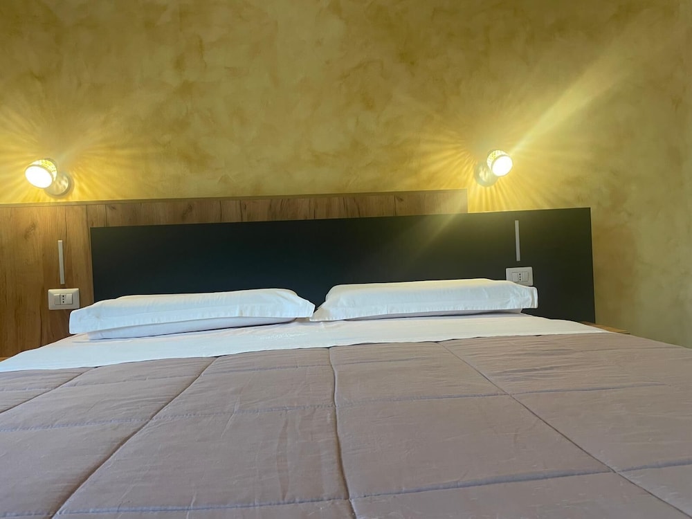 Space room , Private bathroom( One room of the apartment )n 26