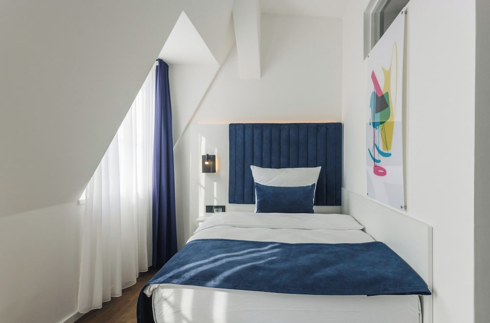 Deluxe Twin Room photo 1
