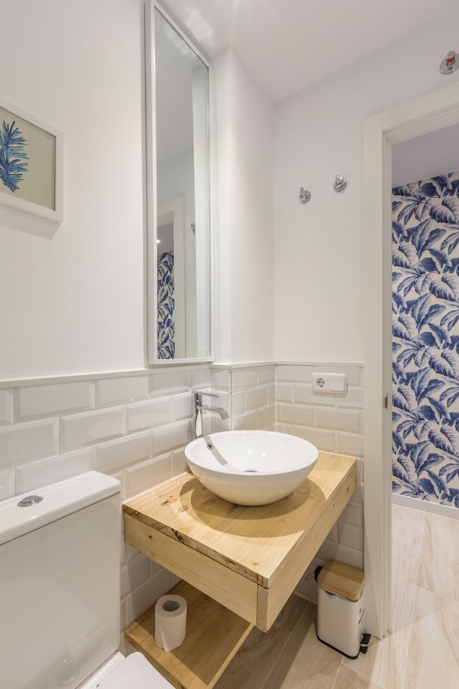 Apartment, Ground Floor - Photo 12