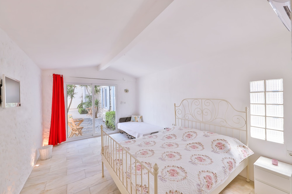 Standardzimmer, 1 Doppelbett, Blick auf den Garten