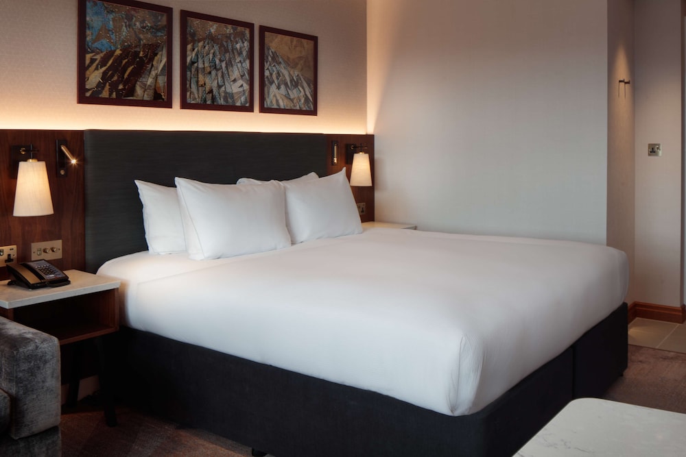 Executive Suite, 1 King Bed - Photo 3