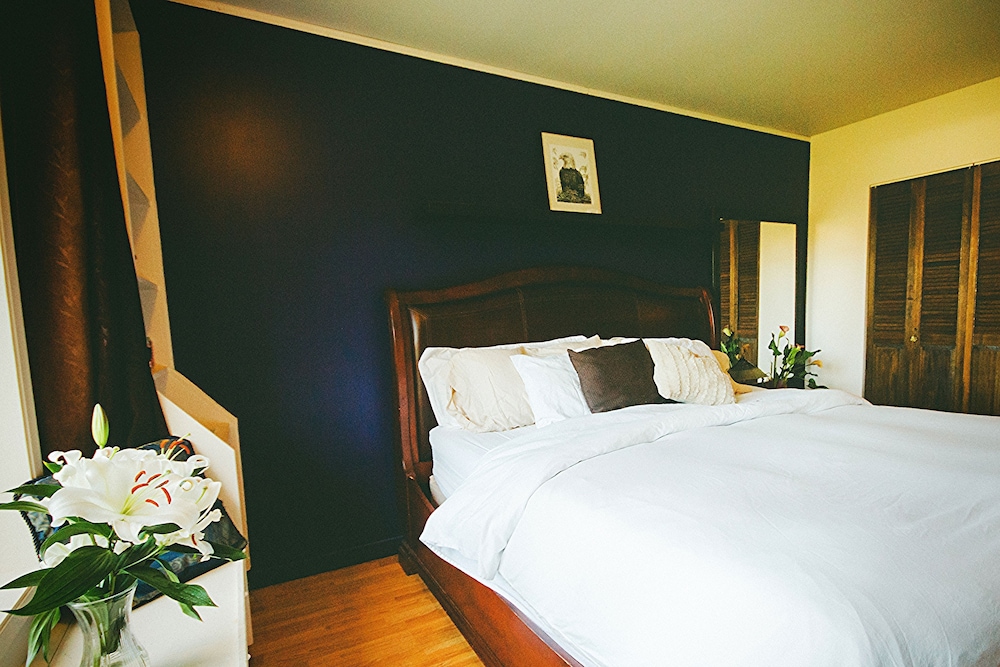 South Suite photo 1