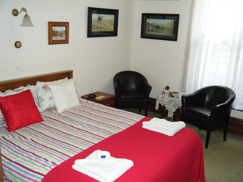 Margaret Room photo 2