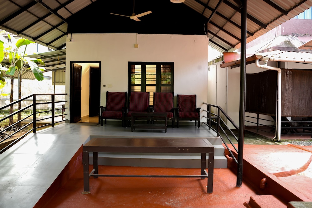 Family Villa - Photo 8