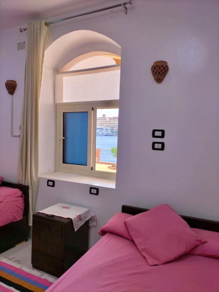 Triple Room, River View photo 3