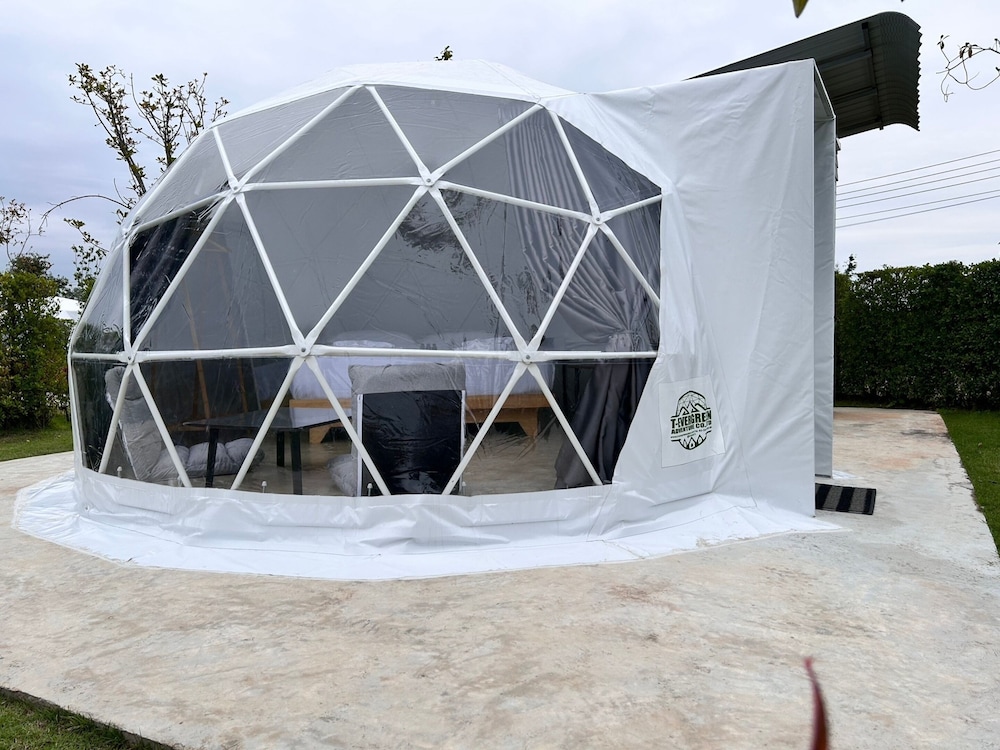 Classic Tent photo 2