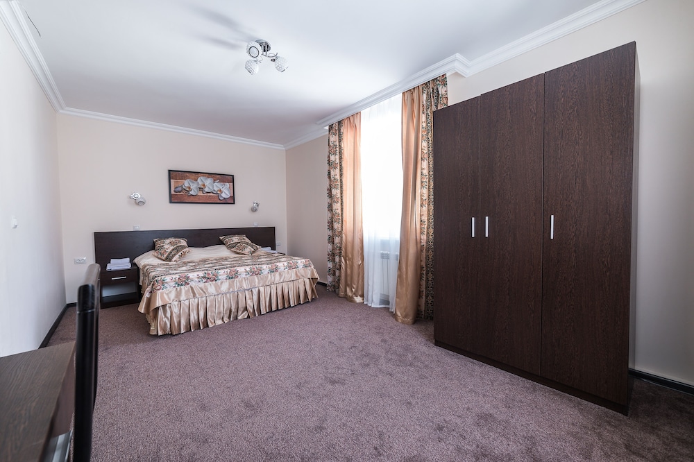 Suite, 1 Bedroom photo 3