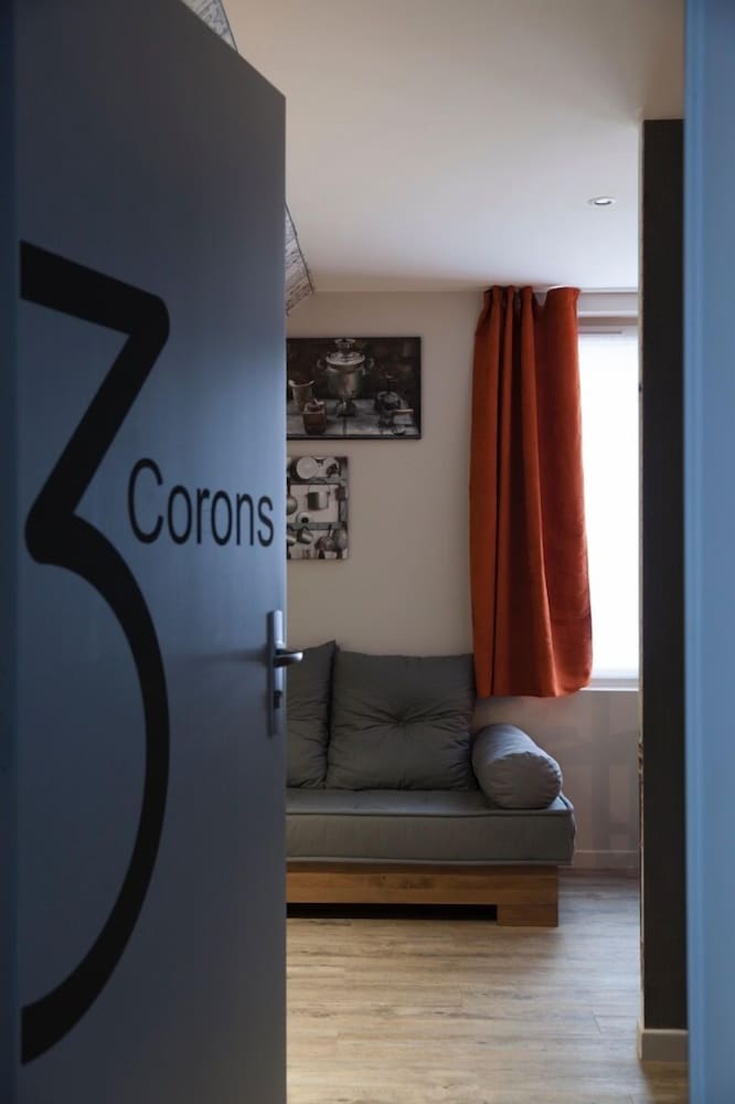 Standard Room photo 3