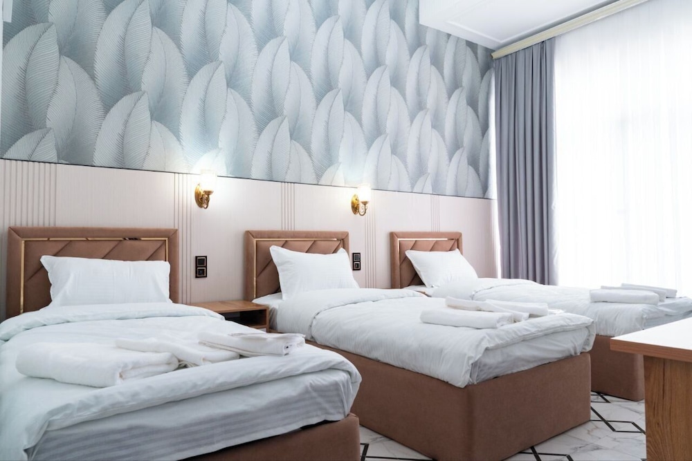 Luxury Triple Room