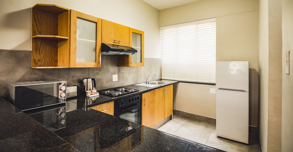 Basic Apartment, Multiple Beds - Photo 7
