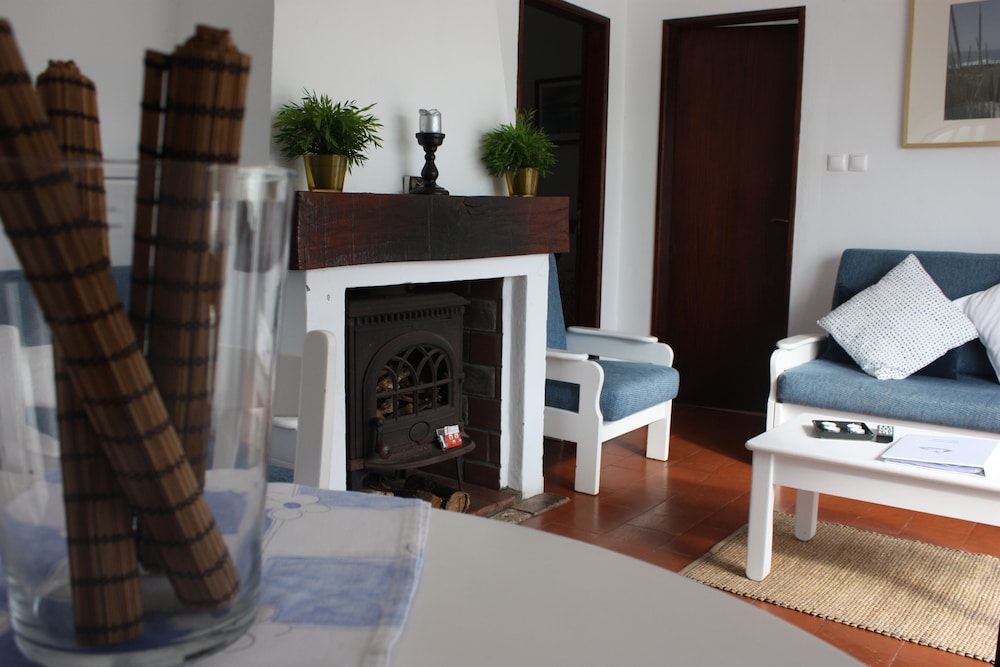 Apartment, 2 Bedrooms, River View photo 2