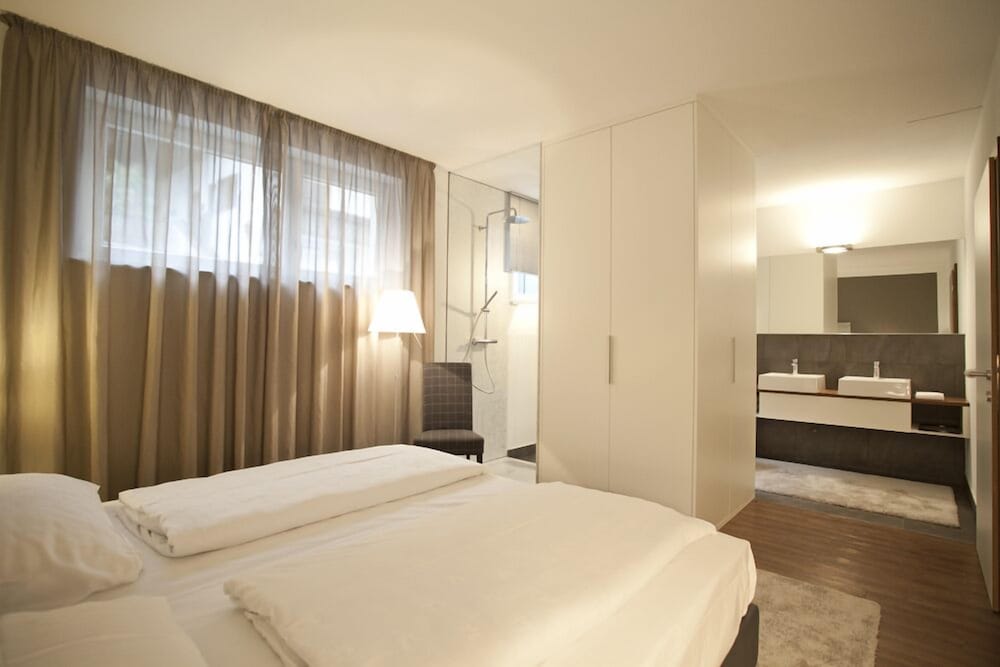 Suite, Terrace