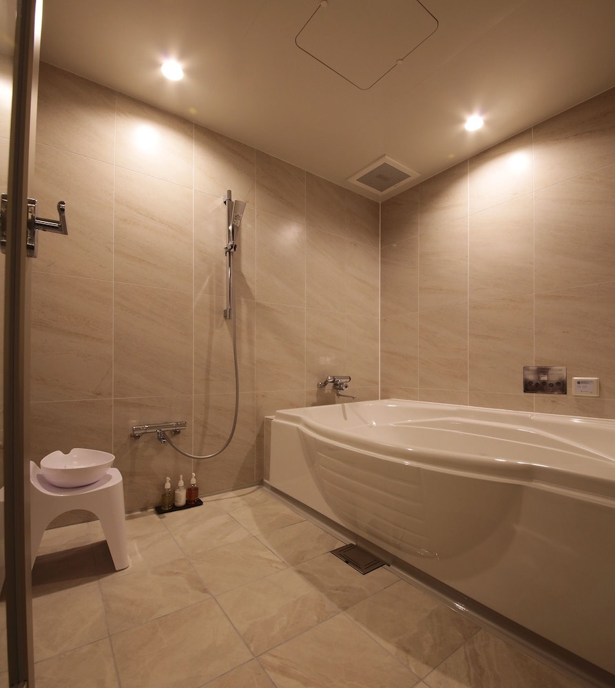 [Non-Smoking] Design Suite, 1 Queen Bed