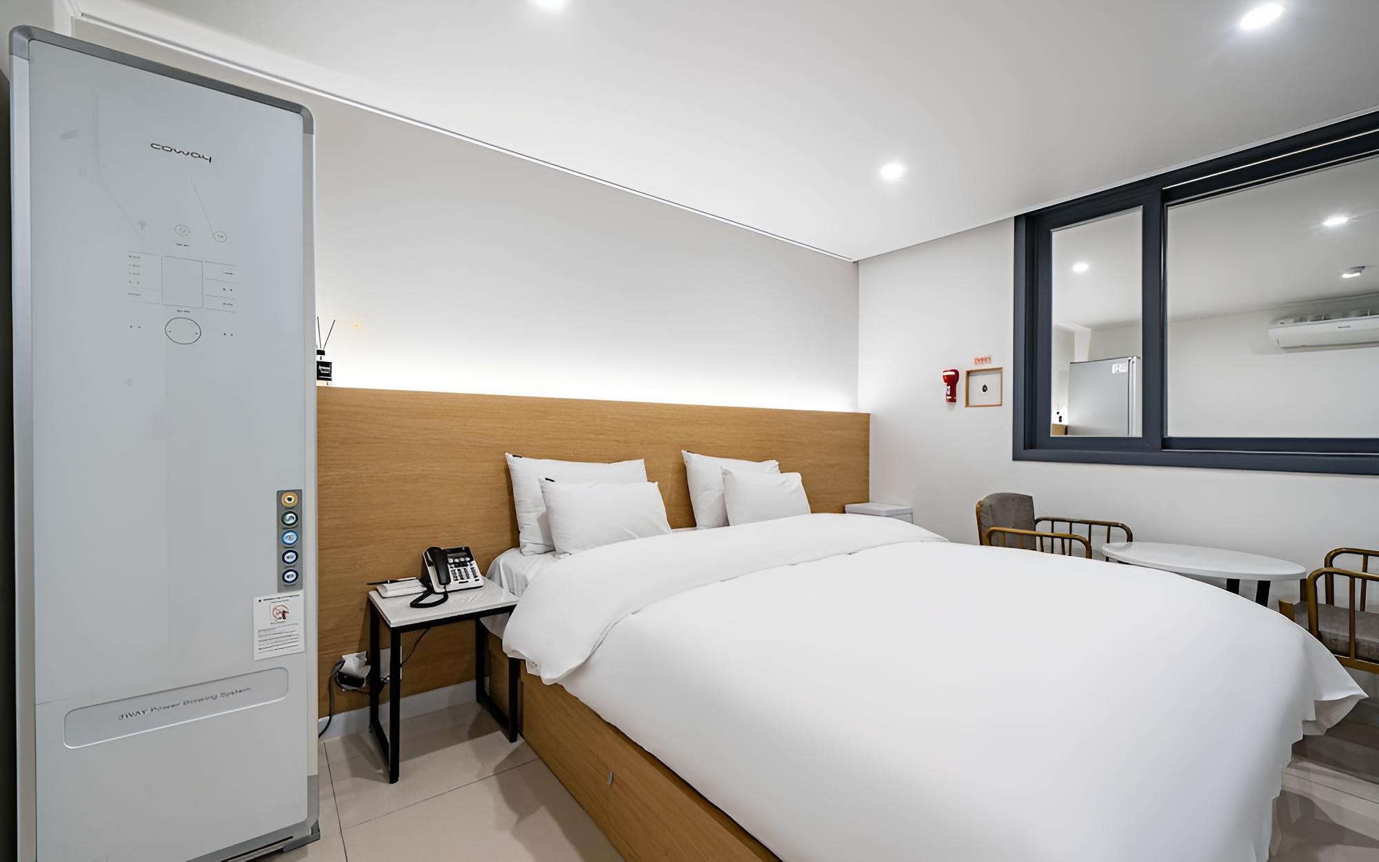 Room (Premium - Clothing purifier (non-smok) - Photo 4