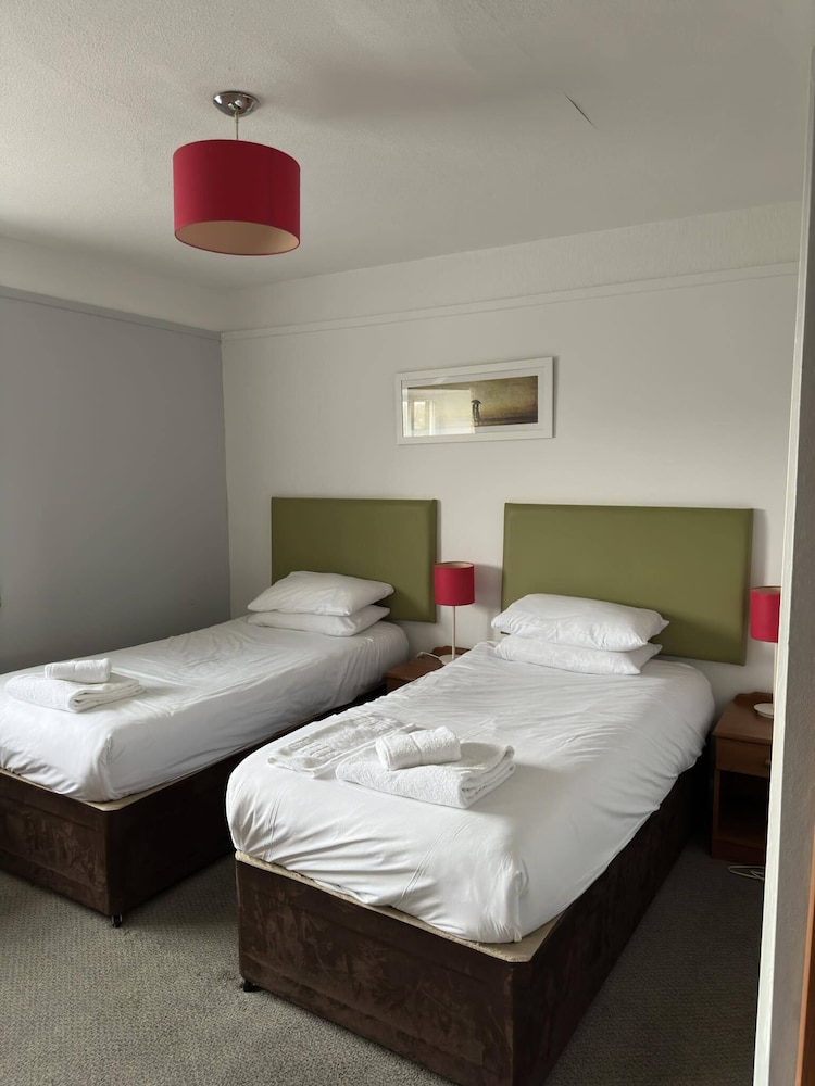 Classic Twin Room with Scenic View photo 2