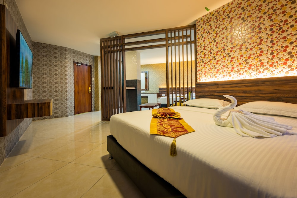 Luxury Suite, Multiple Beds, Non Smoking photo 1