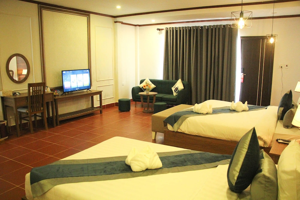 Deluxe Triple Room photo 2