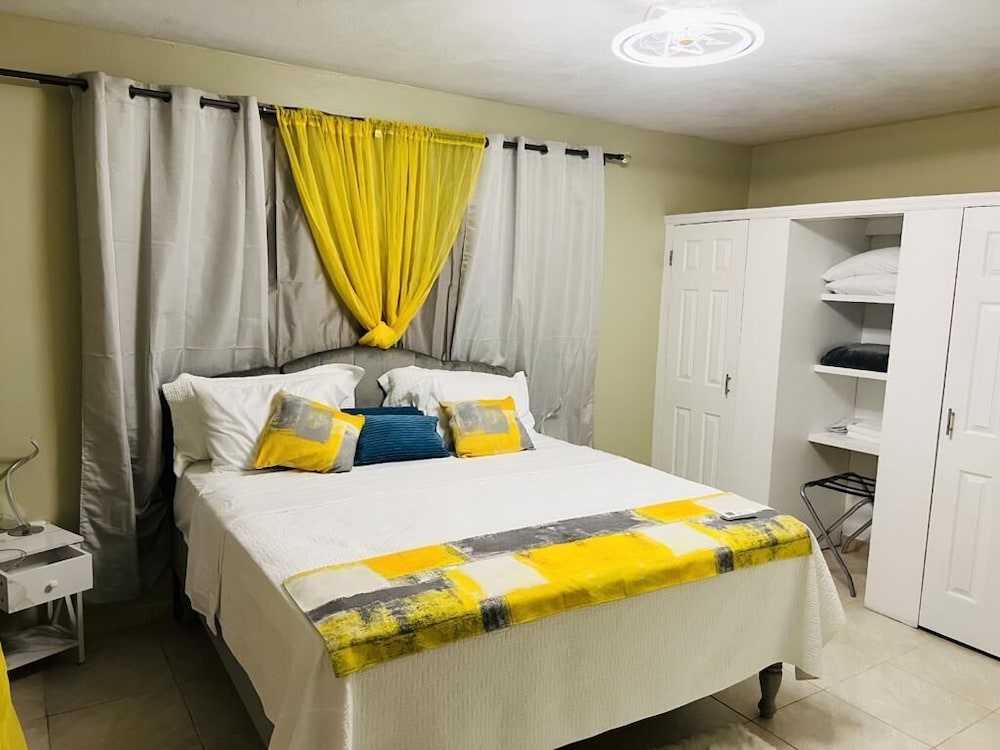 Executive Apartment photo 2