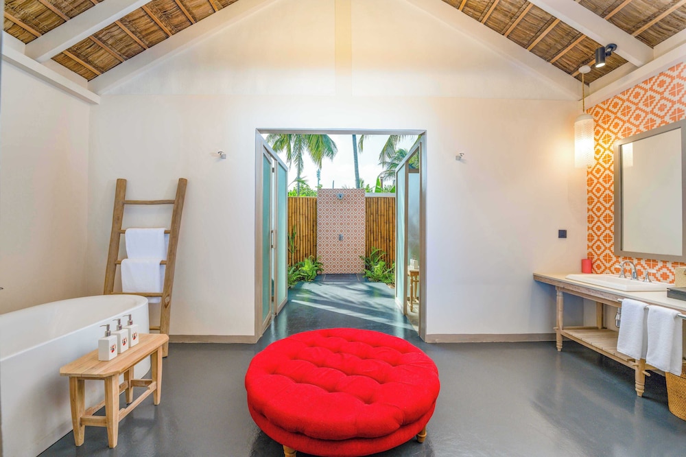 Family Suite, 2 Bedrooms, Private Pool, Beach View photo 2