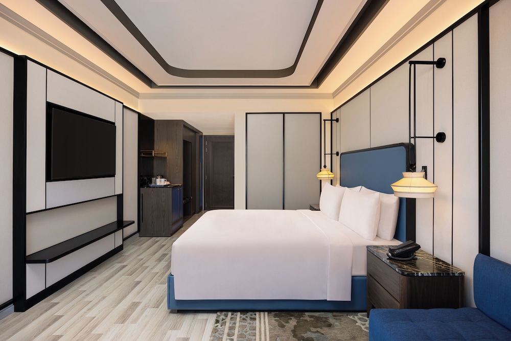 Room, 1 King Bed, Accessible