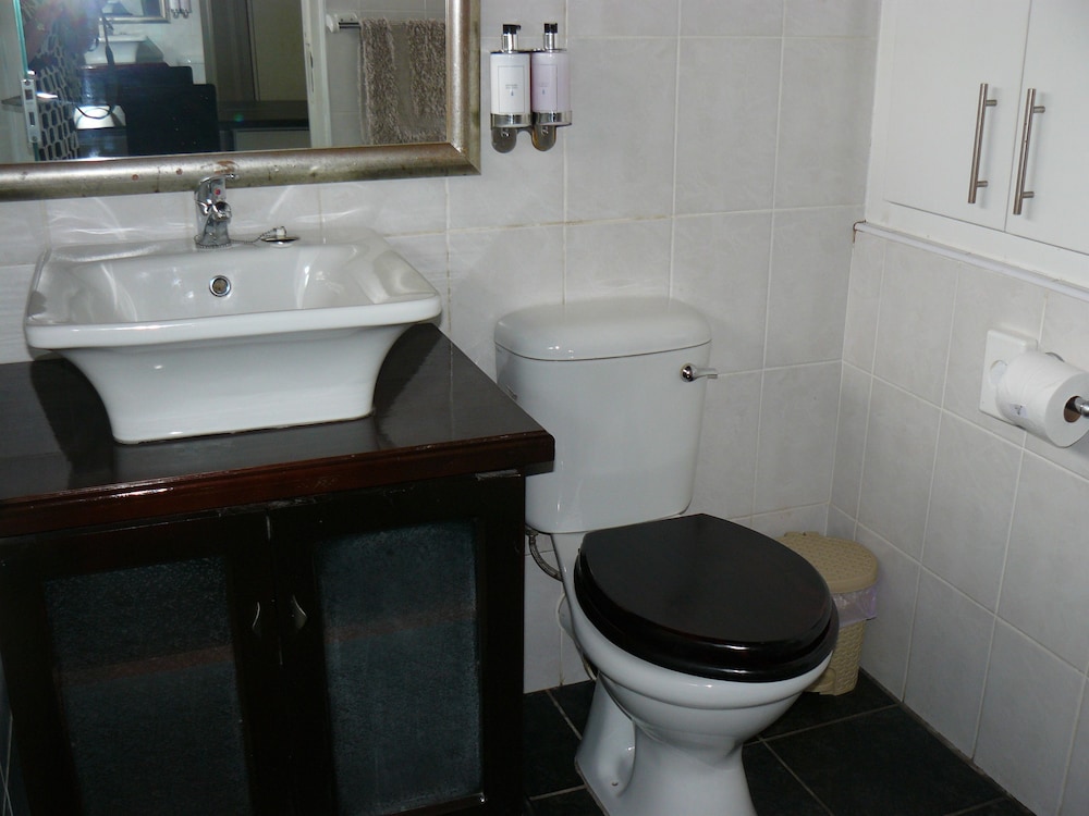 ROOM 1 Luxury - Photo 7