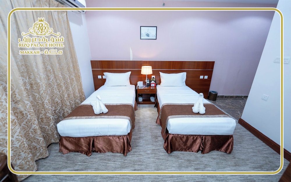 Economy Twin Room - Photo 5