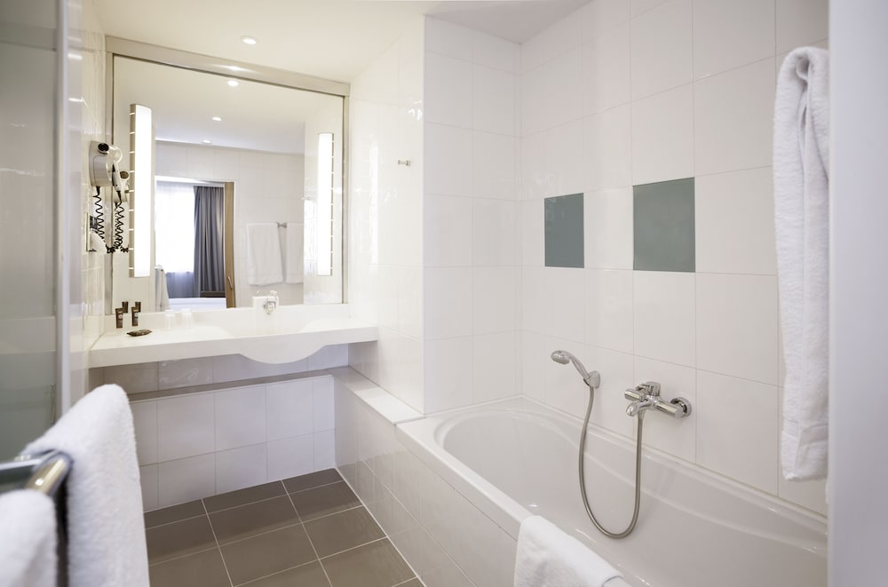 Classic Twin Room - Photo 2