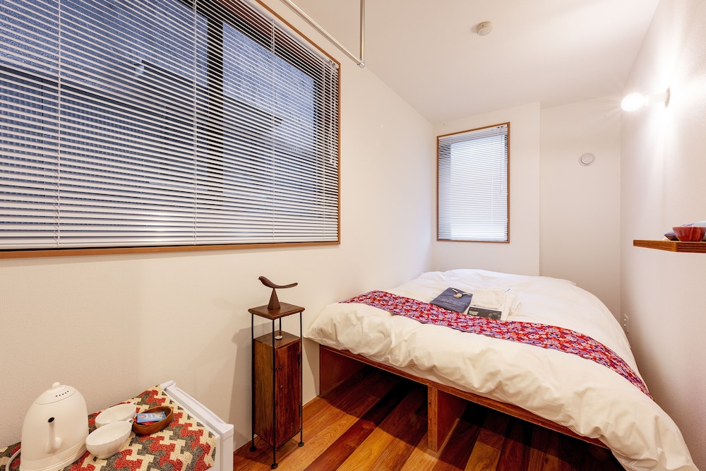 Deluxe Double Room, Private Bathroom photo 3