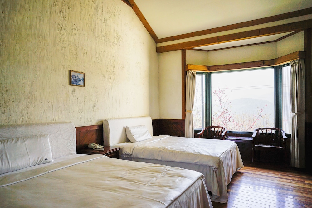 Superior Quadruple Room