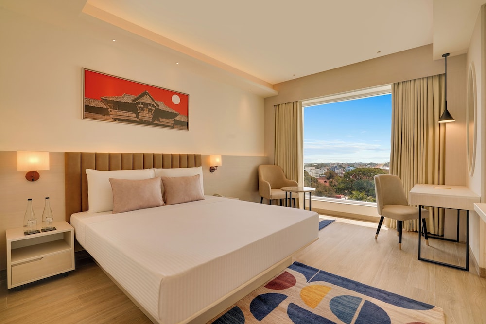 Premier Double Room, Pool View