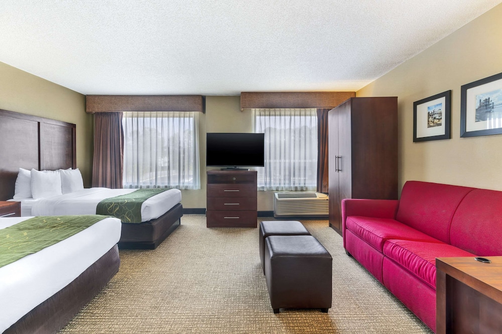 Suite, 2 Double Beds, Non Smoking photo 2
