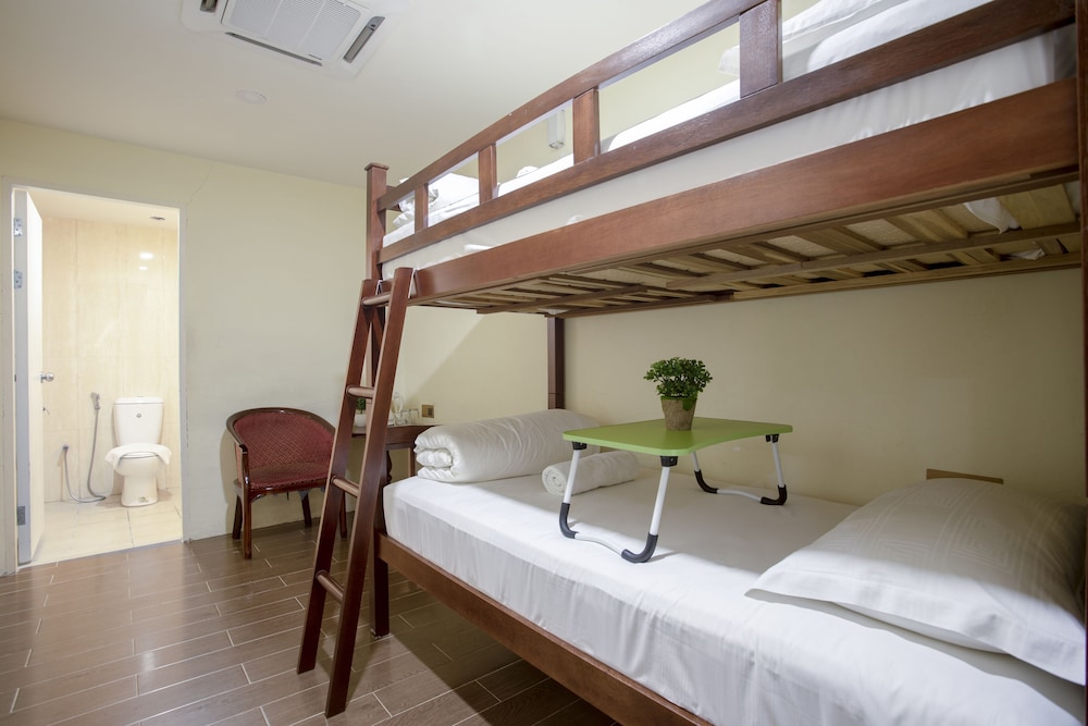 Classic Twin Room