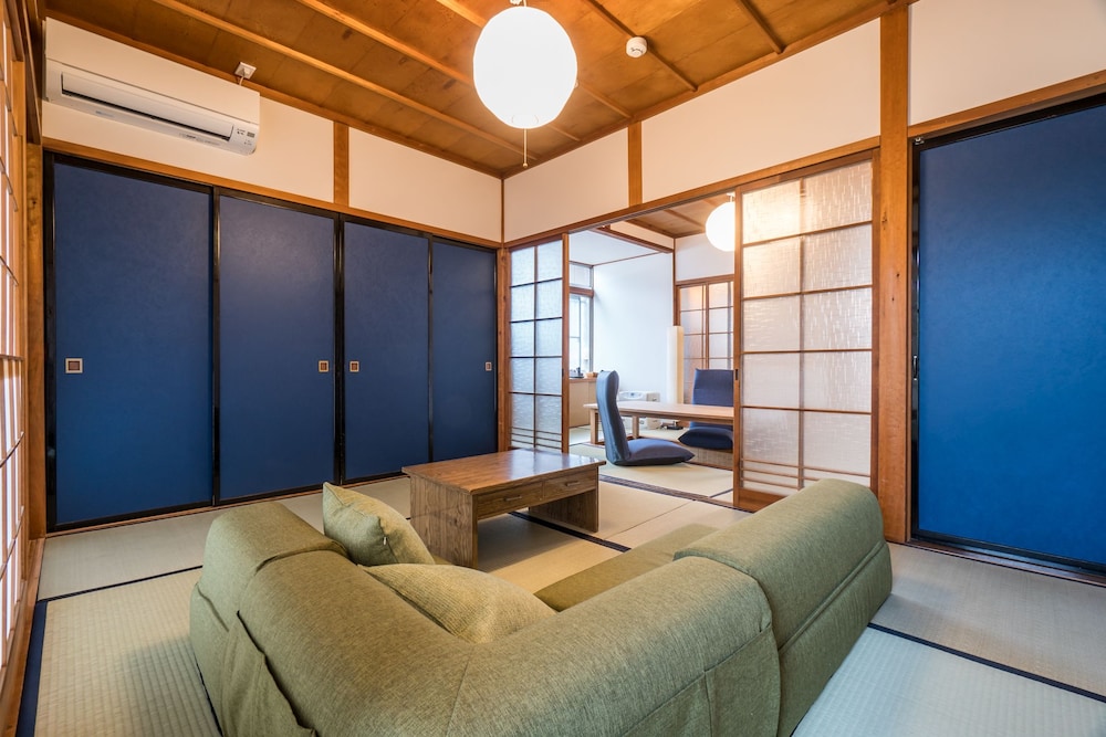 Entire House Rental photo 1
