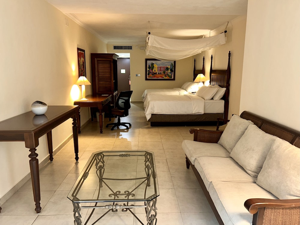 Standard Double Room with Two Double Beds - Disability Access