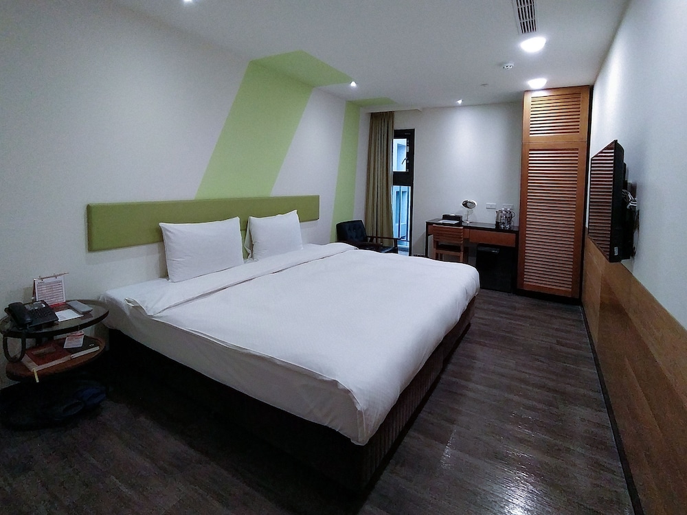Standard Room photo 2